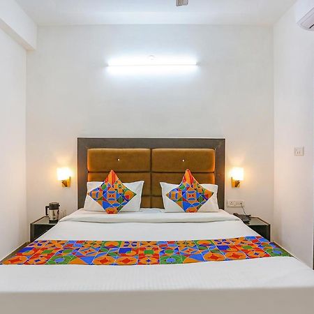 Fabhotel The Prasiddh Агра Экстерьер фото