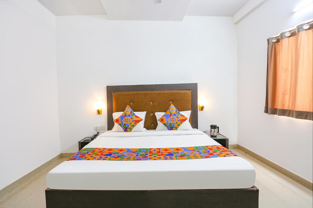 Fabhotel The Prasiddh Агра Экстерьер фото