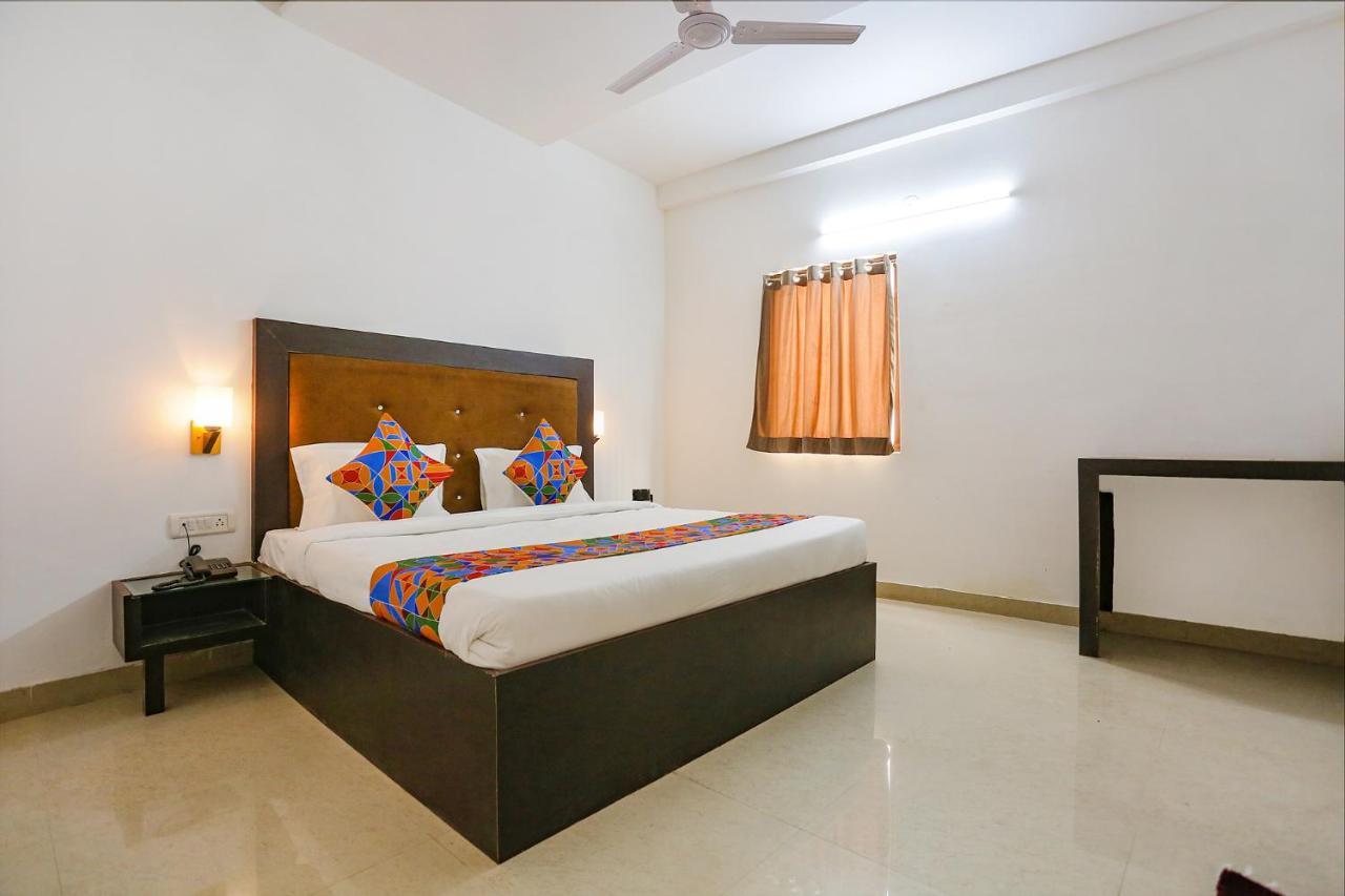Fabhotel The Prasiddh Агра Экстерьер фото