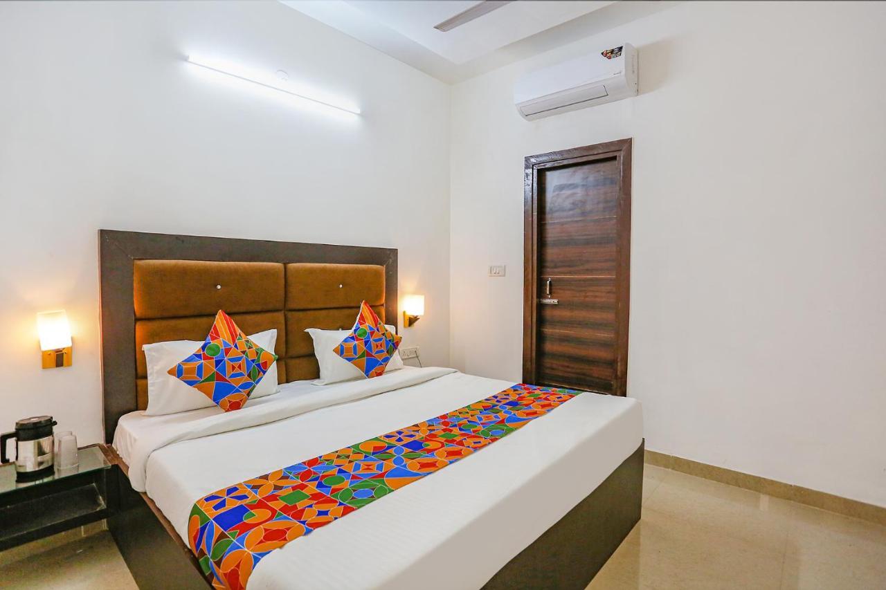 Fabhotel The Prasiddh Агра Экстерьер фото