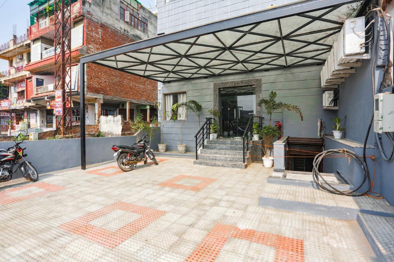 Fabhotel The Prasiddh Агра Экстерьер фото